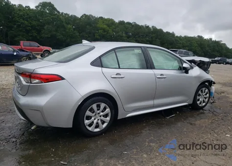 2021 Toyota Corolla Le z USA, uszkodzony, nr VIN JTDEPMAE1MJ174565